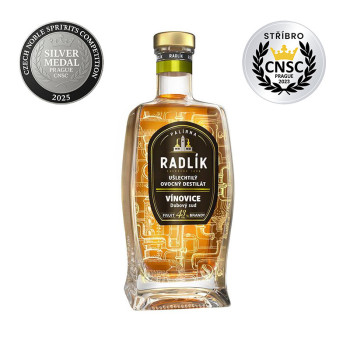 Radlík Vínovice dubový sud 43% 0,5 l